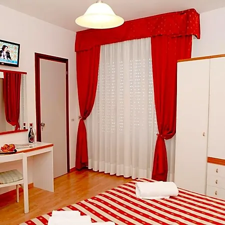 American Hotel 3*